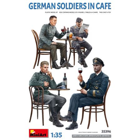 GERMAN SOLDIERS IN CAFE 1/35