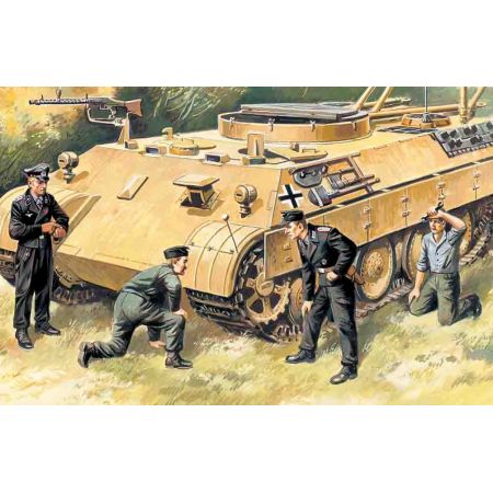 ICM 35211 GERMAN TANK CREW (1943-1945) (4 FIGURES - 1 OFFICER, 1 UNTEROFFICER, 2 SOLDIERS) 1:35
